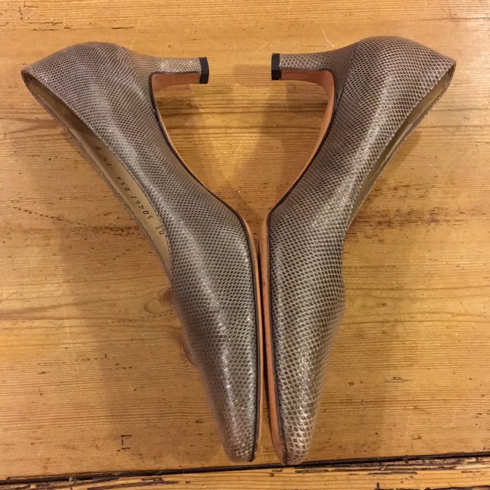 Ferragamo Snakeskin Pumps - Picture 3 of 8